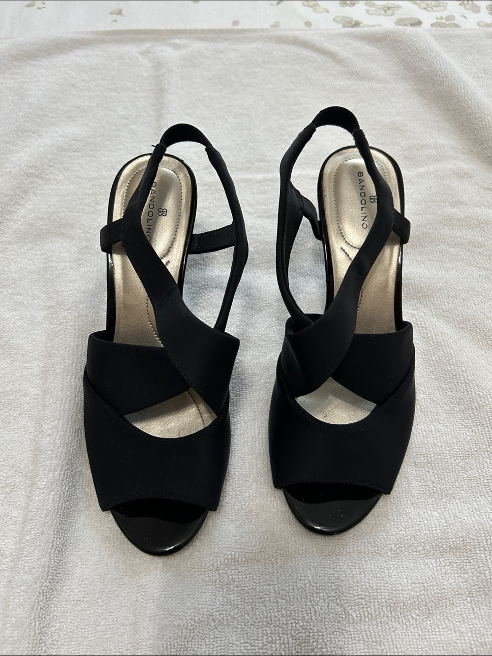 Bandolino Black Crisscross Slingback Sandals